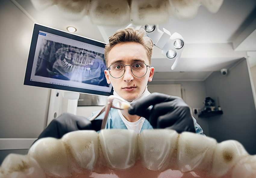 Tooth Extraction in Nashik Sharanpur Road